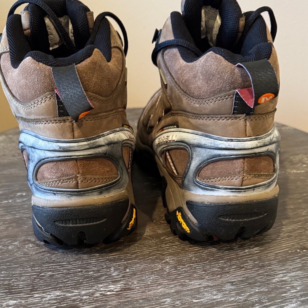 Merrell Men's Brown and Black Waterproof Hiking Boots Size 10 - Picture 3 of 6
